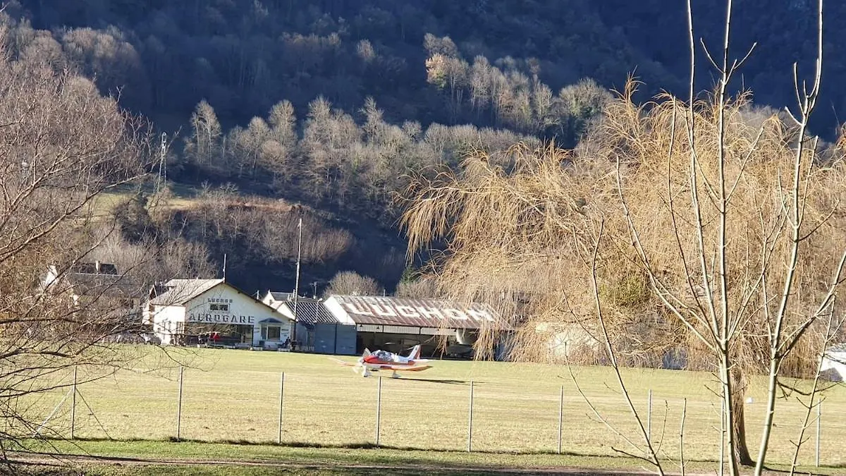 Appartement T2 4 Personnes Wifi Et Climatisation Bagnères-de-Luchon Apartment