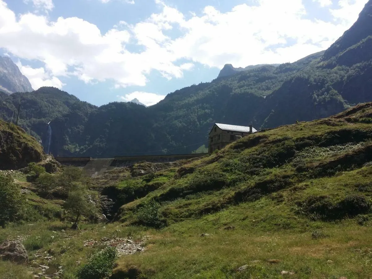 Apartment Appartement T2 4 Personnes Wifi Et Climatisation Bagnères-de-Luchon Frankreich